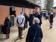 EL160424-159 - Emma Lavelle stable visit